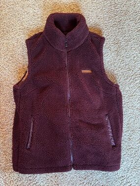Sage Women's Burgundy Sherpa Fleece Vest